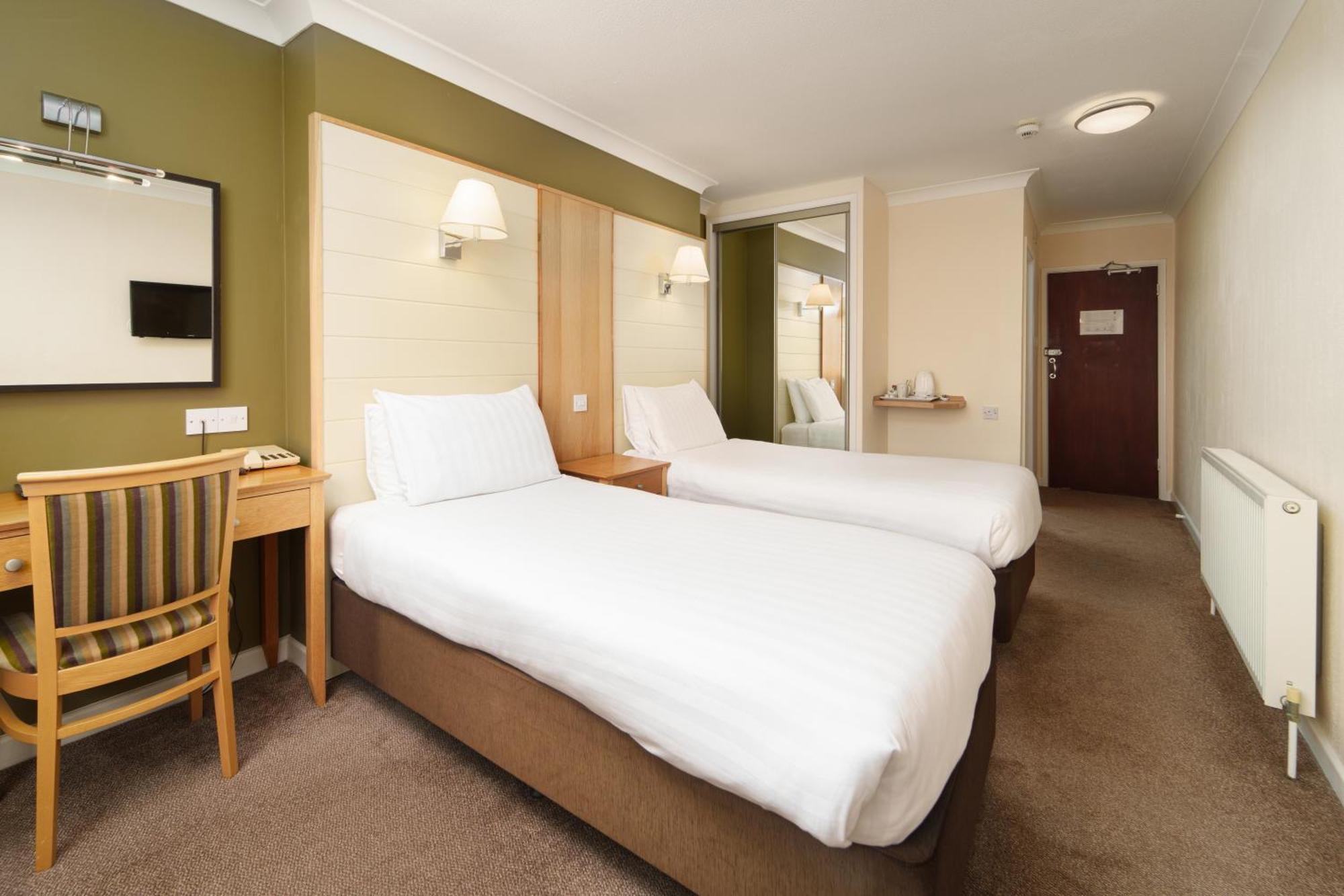 Trouville Hotel By Compass Hospitality Sandown Exterior photo