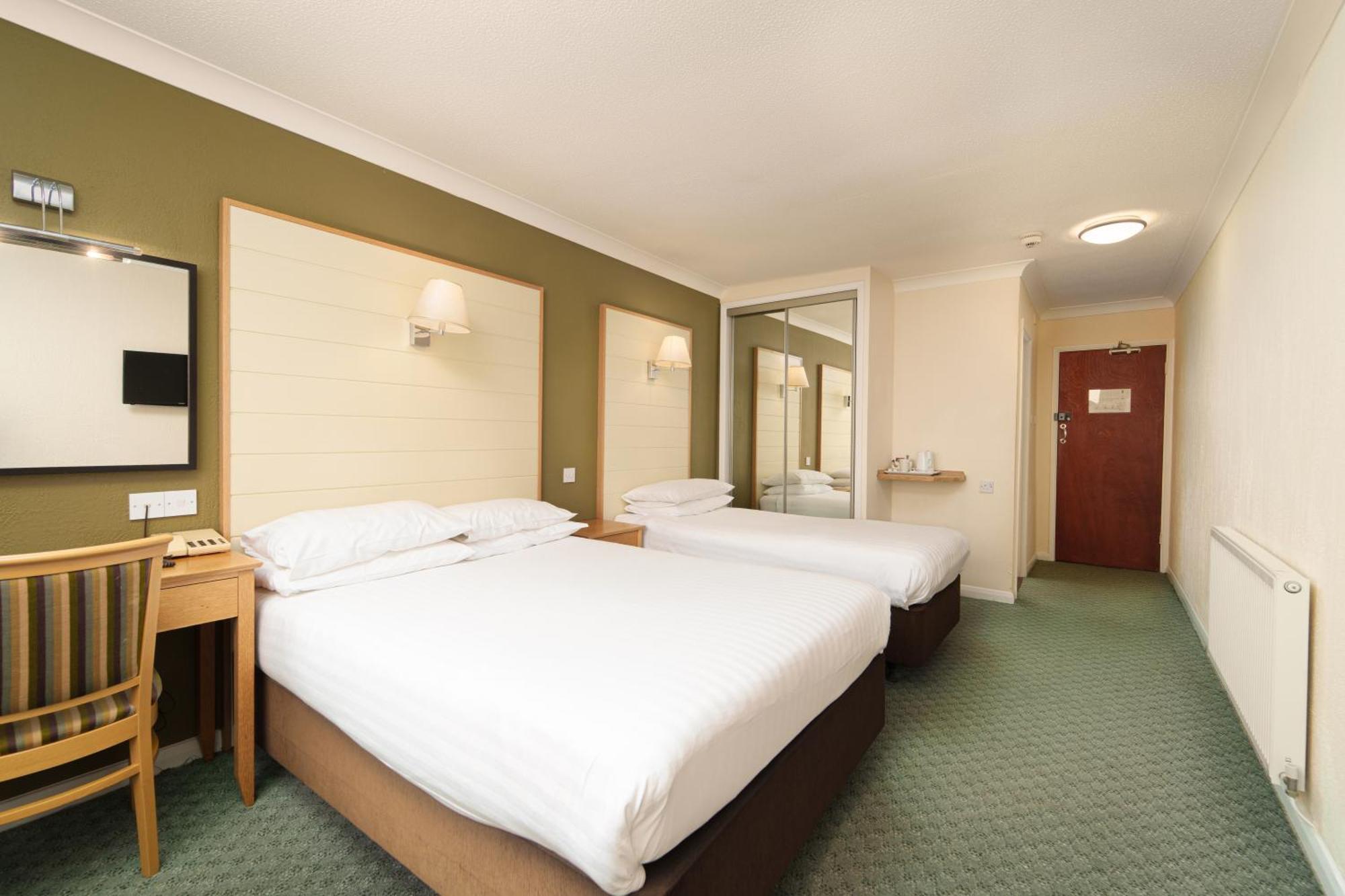 Trouville Hotel By Compass Hospitality Sandown Exterior photo